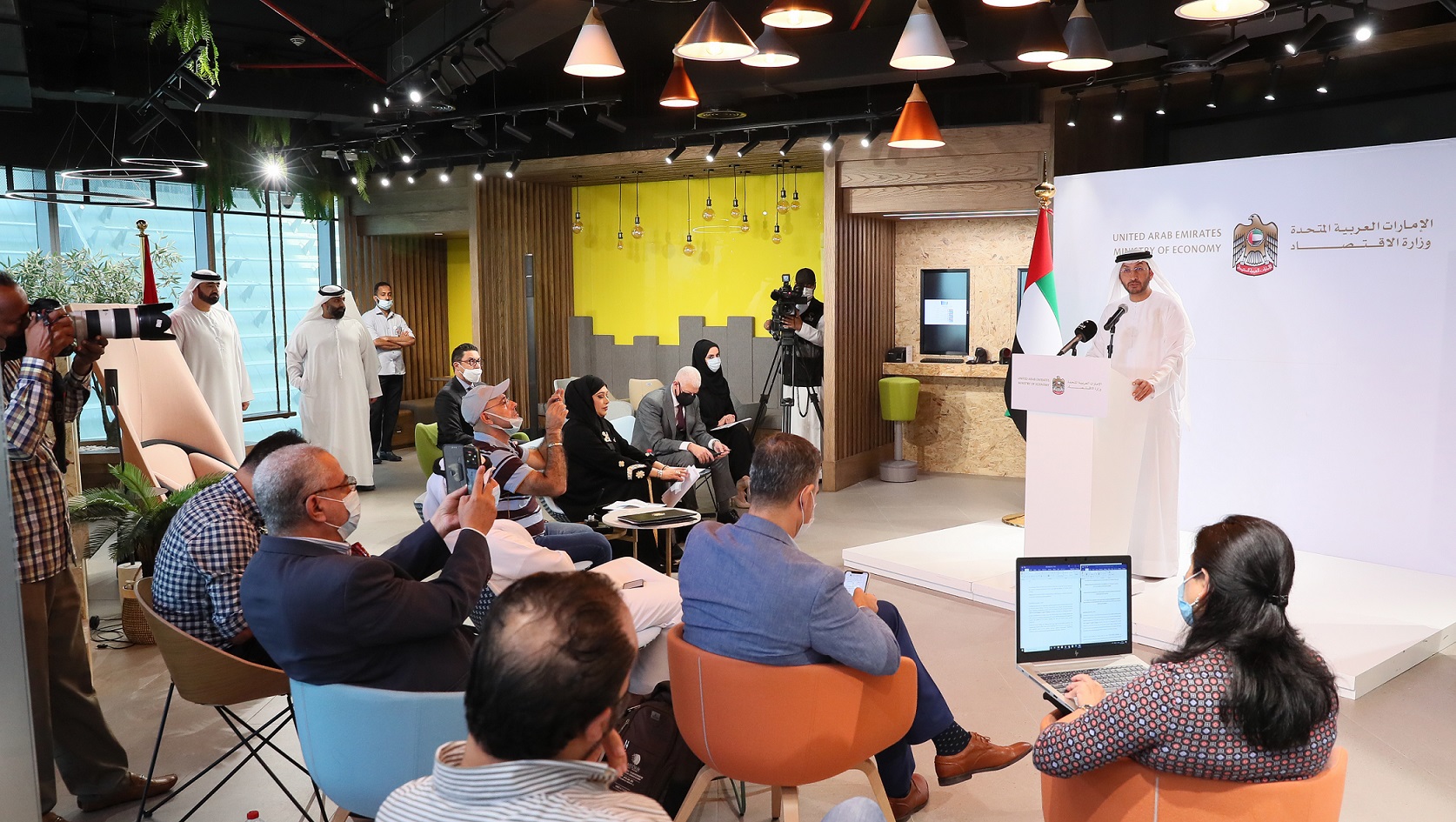 في إحاطة إعلامية بالتعاون مع 